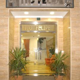 Hotel Tio Felipe，位于卡沃内拉斯的酒店