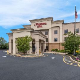 Hampton Inn Nanuet，位于南乌特的酒店