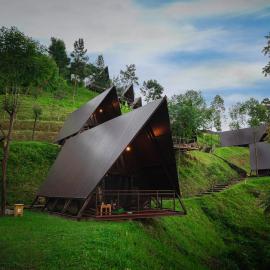 Kema Merbabu powered by Cocotel,位于Kembang的酒店
