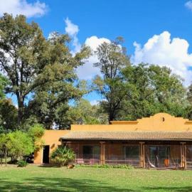 Estancia Pedro Chico - Hotel Rural，位于查斯科穆斯的酒店