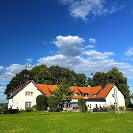 Hainberg Hotel Garni，位于Ebersbach的酒店