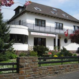 Hotel Haus Bergblick,位于Rheinbreitbach的酒店