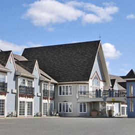 Days Inn by Wyndham Edmundston,位于埃德门兹顿的酒店