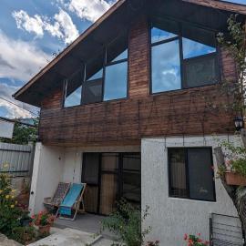 Taripiri Cottages，位于安布罗劳里的酒店