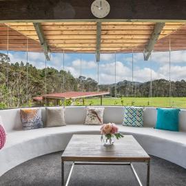 Cozy Family Life Style Villa，位于Riverhead的酒店