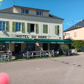 hotel du Nord，位于Brassy的酒店