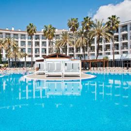 Hotel Best Cambrils，位于坎布里尔斯的酒店