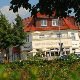 Münsterländer Hof，位于克洛彭堡的酒店