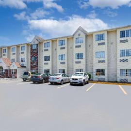 Microtel Inn & Suites by Wyndham Cordova Memphis I-40 East，位于孟菲斯的酒店