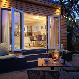 Chalet in Köln - Tinyhouse，位于科隆的酒店