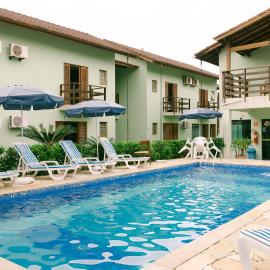 Hotel Kiribati Maresias,位于马利西亚斯的酒店