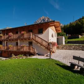 Appartamenti il Bersaio Alloggio 2，位于Sambuco的酒店