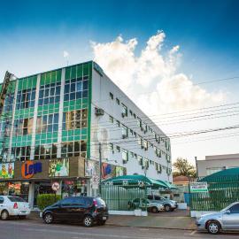 Grand Prix Hotel，位于卡斯卡韦尔的酒店