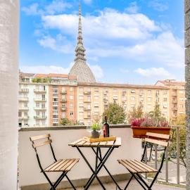 Appartamenti Vista Mole, Centro a 15 min - Luxury Suites & fast WiFi，位于都灵的酒店