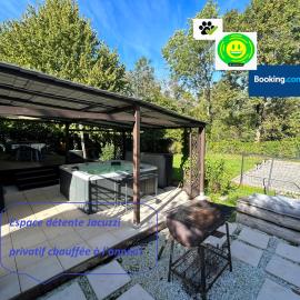 Cottage relooké bien équipé avec jacuzzi，位于Balham的酒店