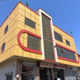 HOTEL JB STAR，位于曼德维的酒店