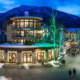 The Crystal Lodge，位于惠斯勒的酒店