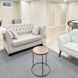 Cozy 1.5 Guest-Suite，位于奥罗拉的酒店