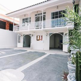 Chertel Poshtel，位于Ban Chamun (2)的酒店
