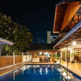 Grand Coastal Hotel,位于乔治敦的酒店