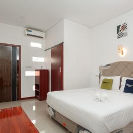 Urbanview Hotel Amarilis Sentul Bogor by RedDoorz，位于Pasirkuda的酒店