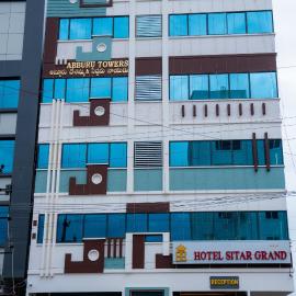 Hotel Sitar Grand，位于蒂鲁帕蒂的酒店