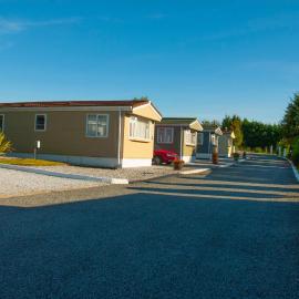 Red Deer Village Holiday Park - 3 Bedroom, Self Catering Static Caravan，位于斯代普斯的酒店