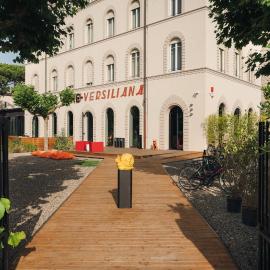 Re Versiliana Hotel，位于马里纳-迪-皮特拉桑塔的酒店