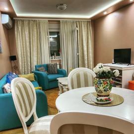 Apartman Diana，位于斯雷姆斯卡米特罗维察的酒店