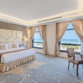 Guest House Hotel Apartments，位于延布的酒店