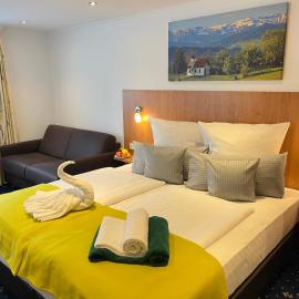 Hotel Post - regionales großes Frühstücksbuffet - auch GF & LF，位于沙伊代格的酒店