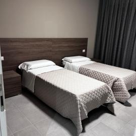 Bella Napoli albergo Chiari，位于基亚里的酒店