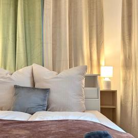 The Manhattan A Boutique Hotel By American Ease，位于格拉芬韦赫尔的酒店