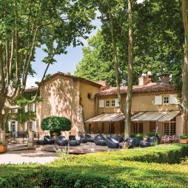 Moulin de Vernègues Hôtel & Spa，位于马莱莫尔的酒店