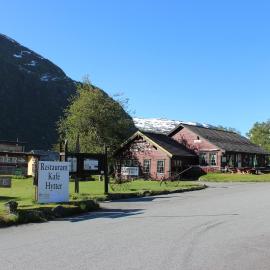 Skysstasjonen Cottages，位于勒尔达尔的酒店