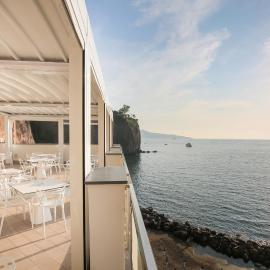 Hotel Giosue' a mare Sorrento，位于梅塔的酒店