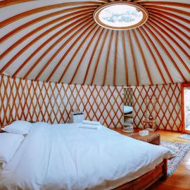 Nomad Yurts，位于科隆的酒店