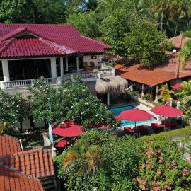 Tempat Senang Spa Resort & Restaurant，位于瑟古邦的酒店