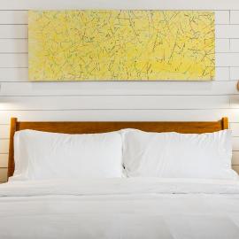 Boutique Room steps from Downtown Mall Rose Jean Room 1