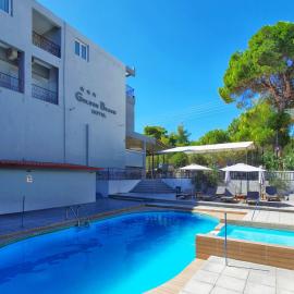 Golden Beach Hotel