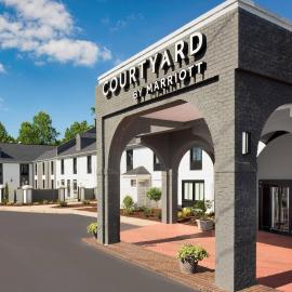 Courtyard Winston-Salem University,位于温斯顿·塞勒姆的酒店