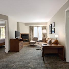 Residence Inn Sacramento Folsom，位于佛森的酒店