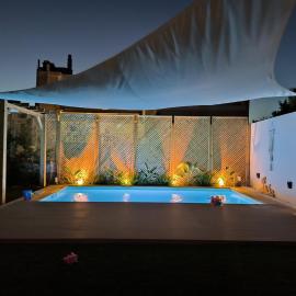 Iris pool House，位于科林斯的酒店
