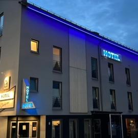 Hotel Come In，位于门登的酒店