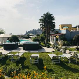 Hotel Bougainville，位于利帕里的酒店