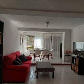 Apartamento, piscina y playa，位于格拉德卡斯特利翁的酒店