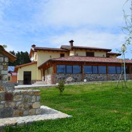 Agriturismo BioSila，位于Acri的酒店