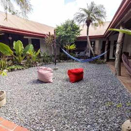Herbs Guest House and Restaurant near the Sea