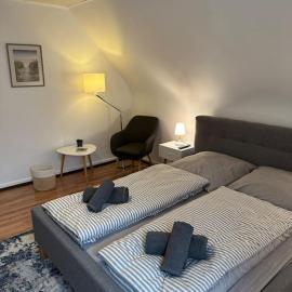 Gemütliche Wohnung nähe Alsfeld - Parkplatz，位于阿尔斯费尔德的酒店