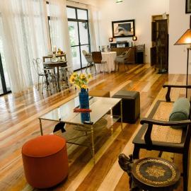 Balai Benedicere Bed & Breakfast，位于Bacnotan的酒店